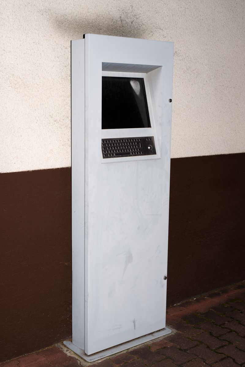 © Ela Polkowska - Image from the Firmly Pinch The Skin Together photography project