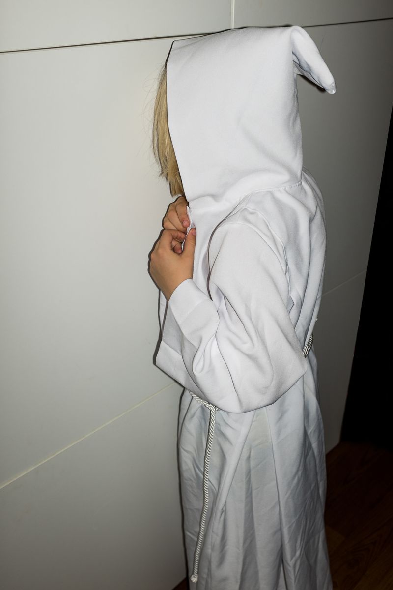 © Ela Polkowska - Image from the Firmly Pinch The Skin Together photography project