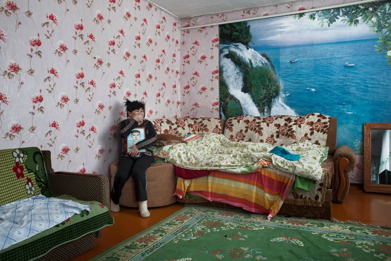 © Alvaro Laiz - Galina moans for her lost son in the taiga 4 years ago. "He went one day and never came back to me..."