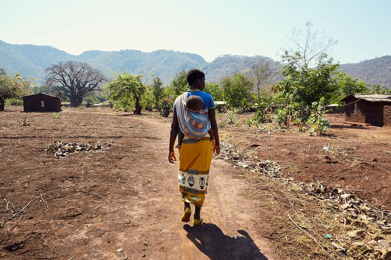 © Julia Gunther - Image from the Fish For Sex photography project