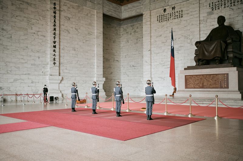 © Dragan Saric - Change of guard at the Chiang Kai-Shek Memorial Hall.