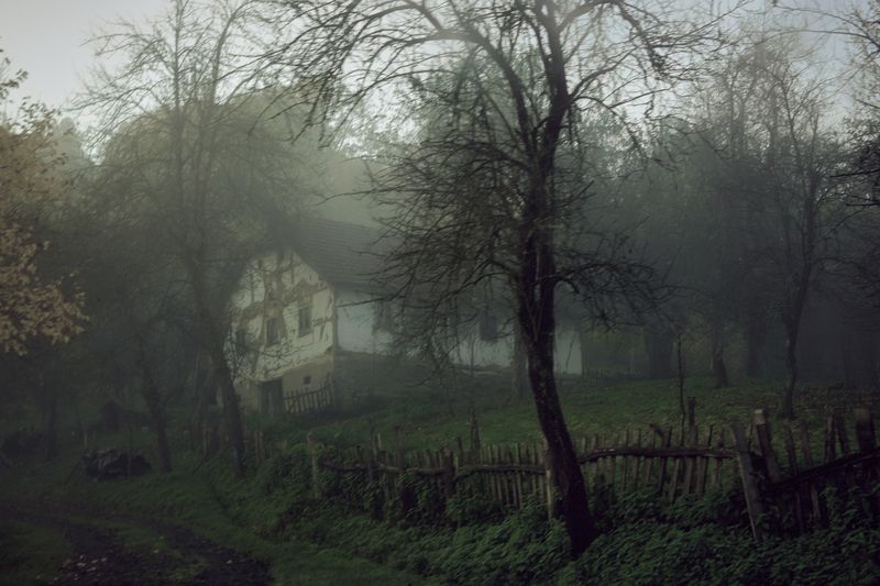 © Dragan Saric - Image from the Fear Not, for you have Sons in Europe photography project