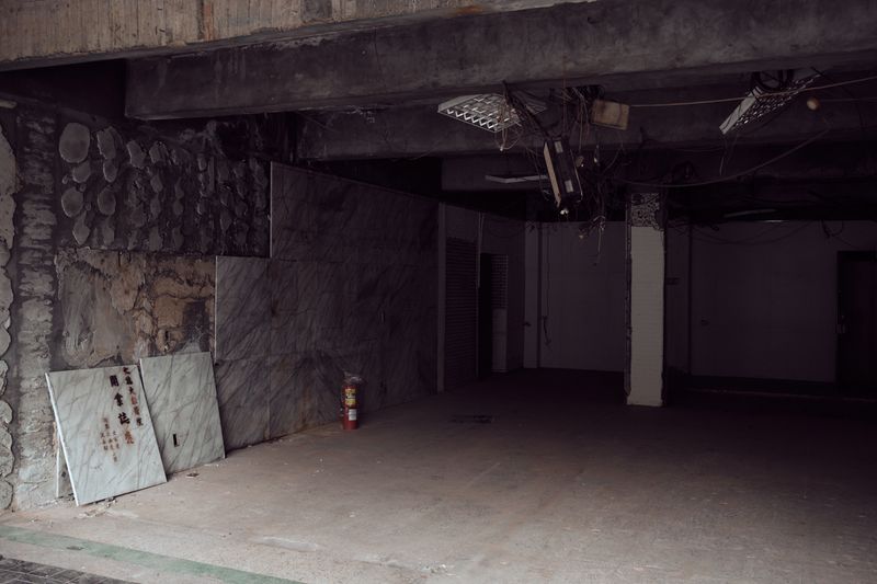 © Dragan Saric - Image from the Tomorrow Hotel photography project