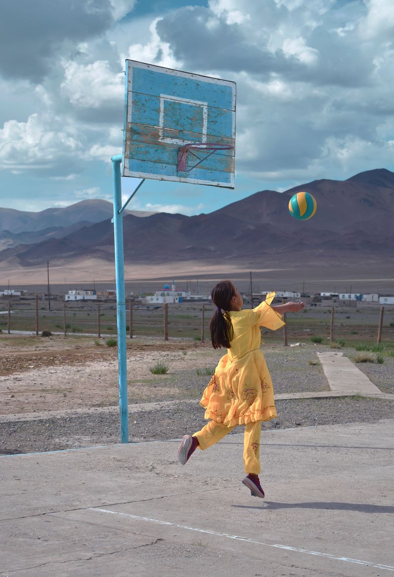 © Avery Norman - Image from the Mongolian Beauty photography project