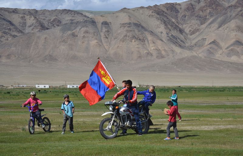 © Avery Norman - Image from the Mongolian Beauty photography project