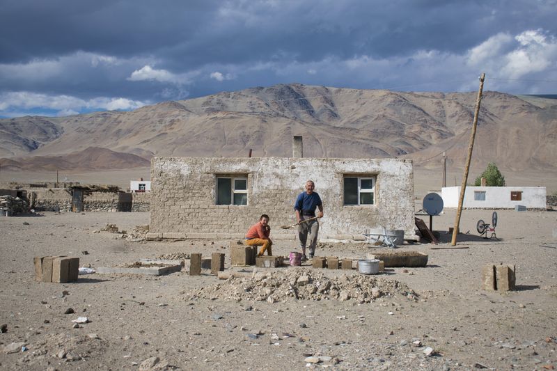 © Avery Norman - Image from the Mongolian Beauty photography project