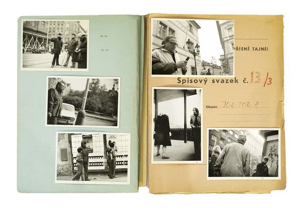 © Paula Gortázar - Untitled, from the series 'Followers', 2020