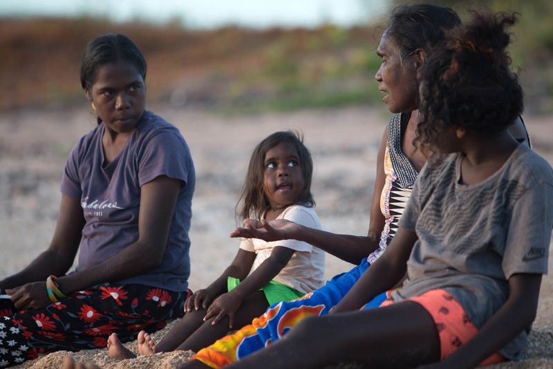 © David Hancock - Image from the Yolngu sign language photography project