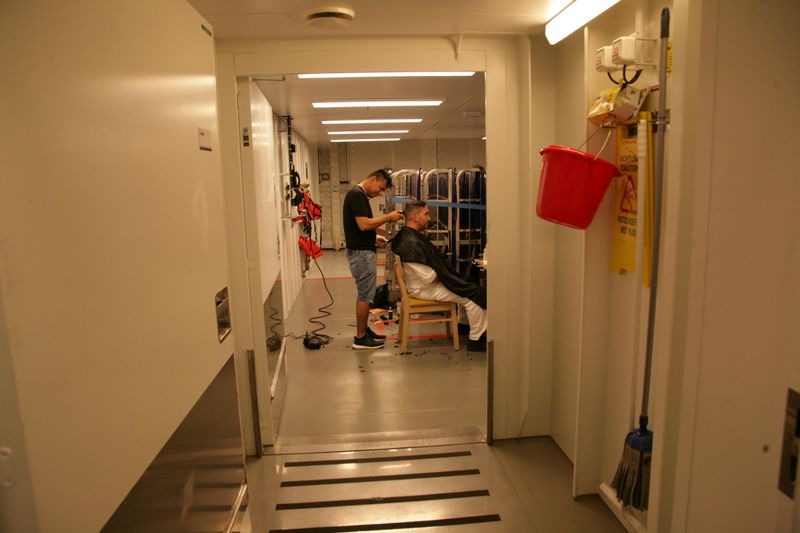 © Martyna Bec - deck2 crew area