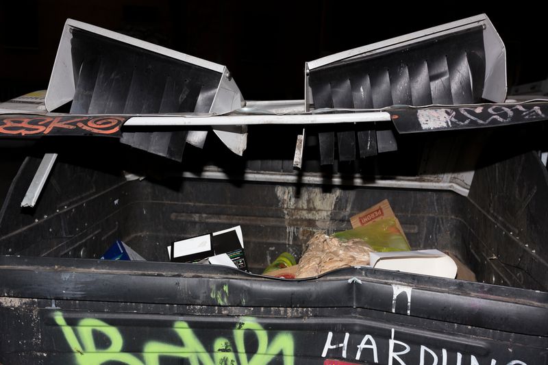 © Santolo Felaco - Image from the CAPUT MUNDI photography project