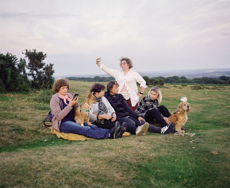 © Frankie Mills - Image from the Good Evening, We Are From Ukraine photography project