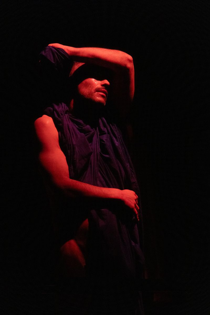 © Carlos Pereyra - Image from the An accidental approach to dance. photography project