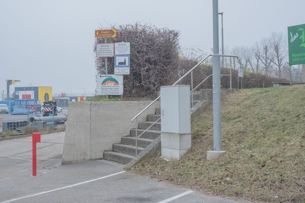 © Yakob-Aziz König - Image from the Of Heroes and Names Lost photography project