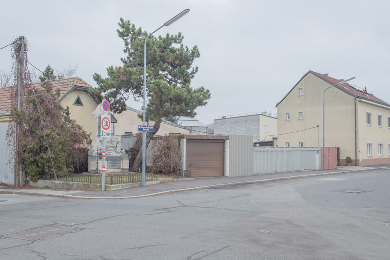 © Yakob-Aziz König - Image from the Of Heroes and Names Lost photography project