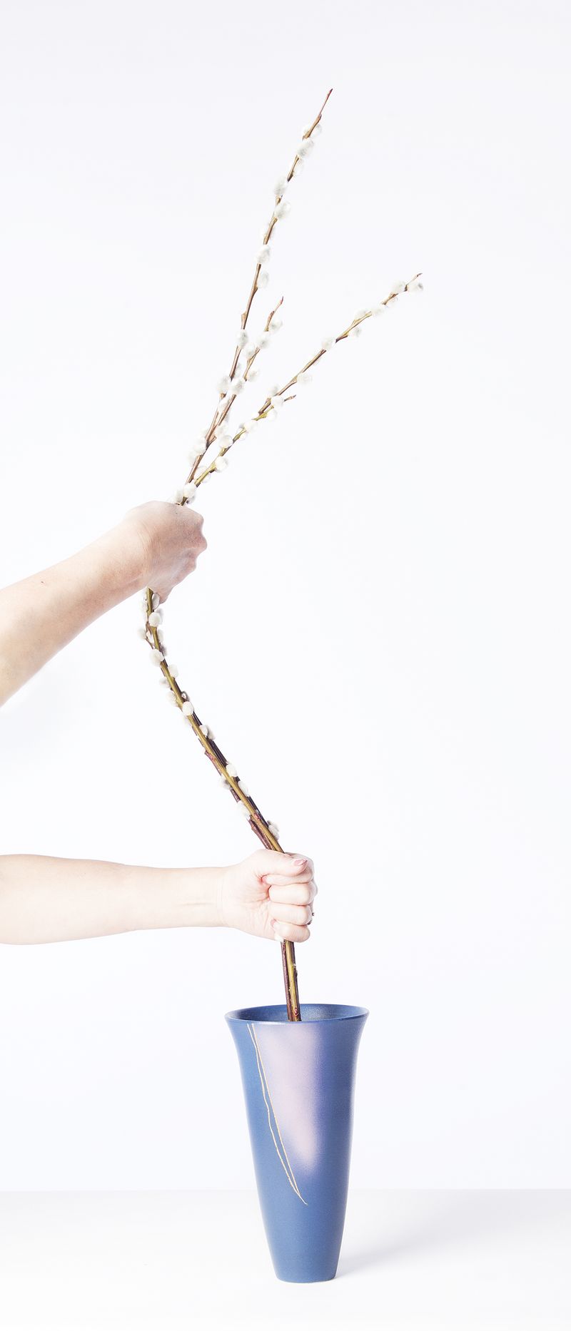 © Monica Takvam - Image from the The Way of Flowers photography project