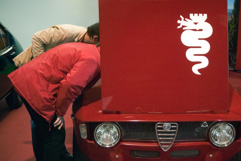 © Robert Rutoed - Automobile Fair