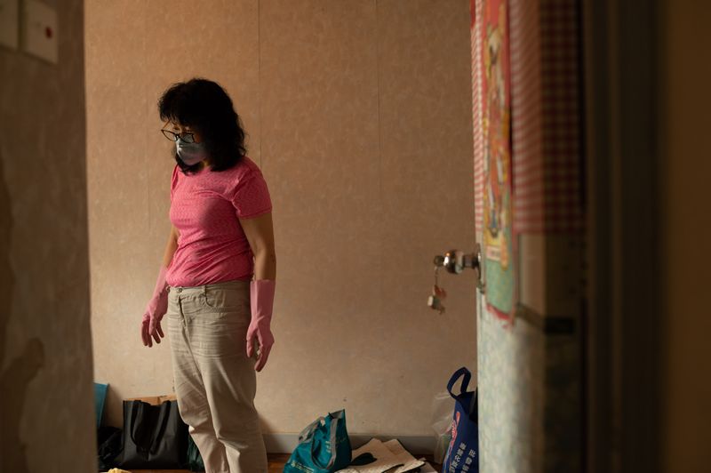 © Linda Cheung - Image from the Condo Convos photography project