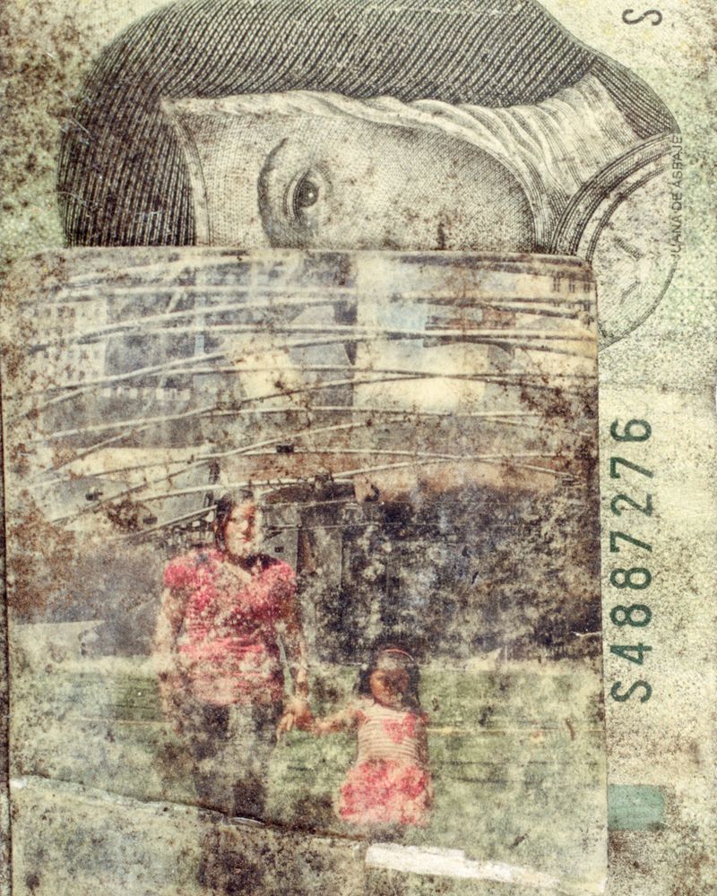 © Benjamin Rasmussen - Personal effects of an unidentified border crosser, ML#: 18-2014. Pima County Morgue, Tucson, Arizona