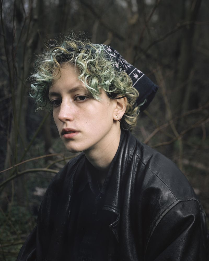 © Ania Sudbin - Image from the Under trees photography project