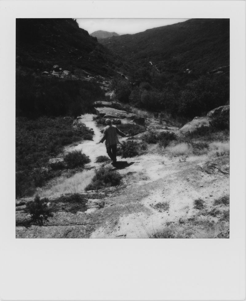 © Maria Beatriz de Vilhena - Image from the They sold the farm. And left. photography project