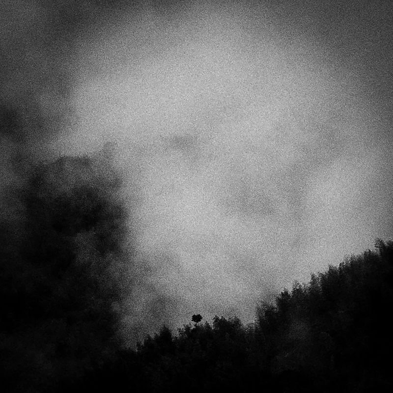 © Zekai Liao - Image from the Between Mountain photography project