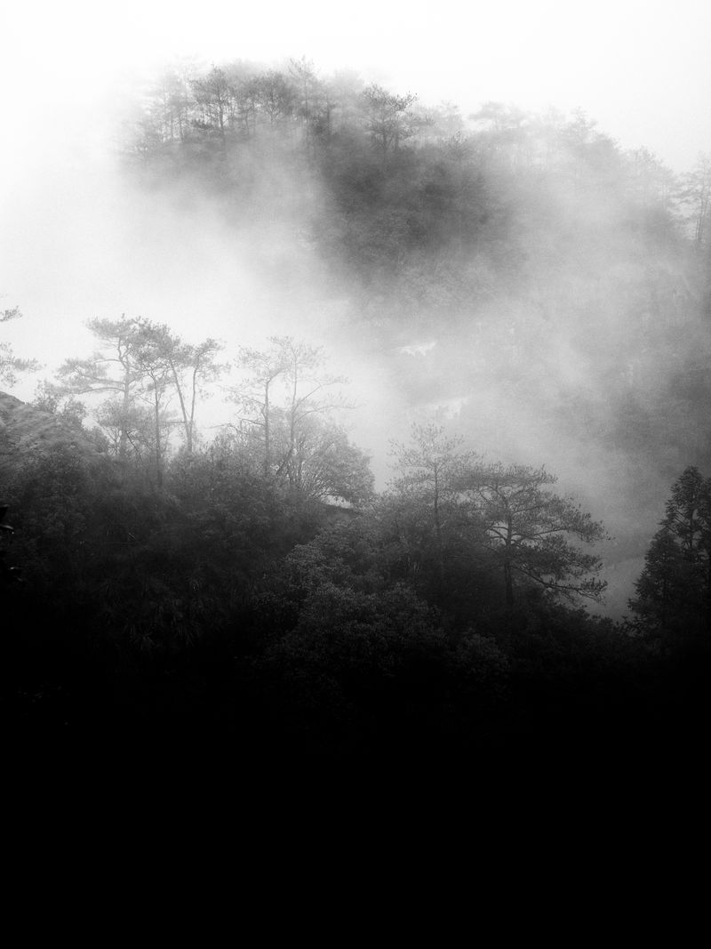 © Zekai Liao - Image from the Between Mountain photography project