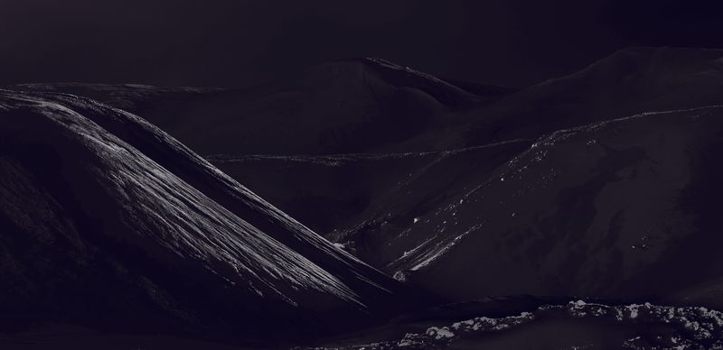 © Zekai Liao - Image from the Between Mountain photography project