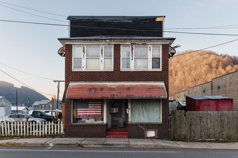 © Matthew Ludak - American Home. Johnstown, Pennsylvania. 2021
