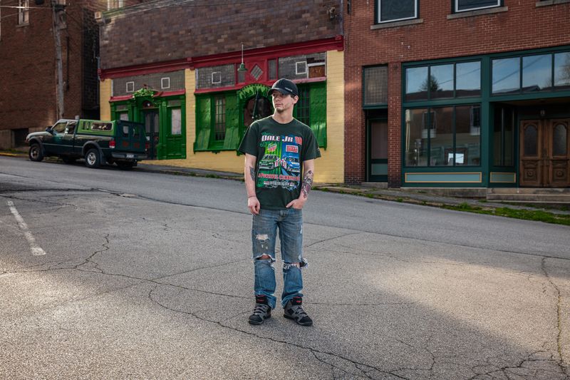 © Matthew Ludak - Image from the Nothing Gold Can Stay photography project