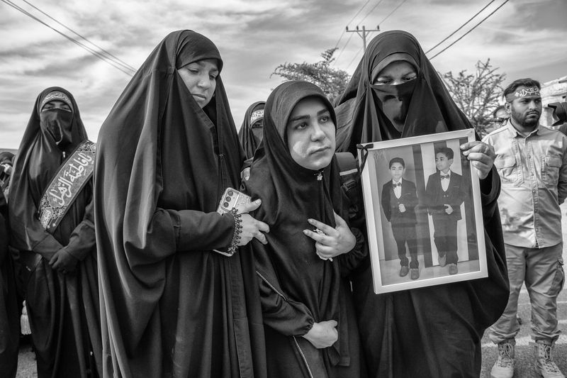 © Zohreh Saberi - Image from the Hawking the Dreams photography project