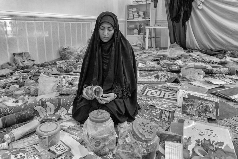 © Zohreh Saberi - Image from the Hawking the Dreams photography project