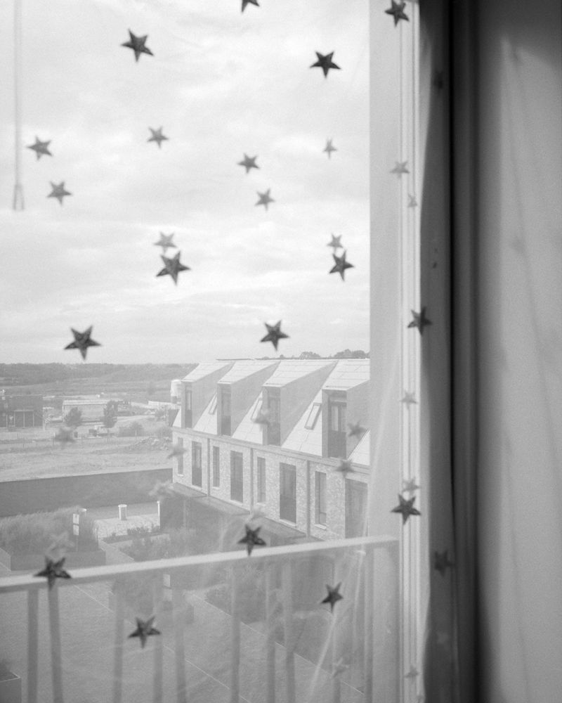 © Jimmi Wing Ka Ho - A star viewing decorations in immigrants house