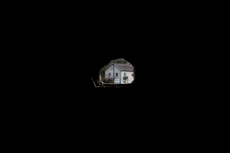 © Clea Rekhou - "A home"