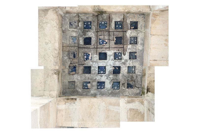 © Clea Rekhou - View of the tiles covering the ceiling of the arcades inside the housing project of 'Confort'. Algiers, Algeria 2022