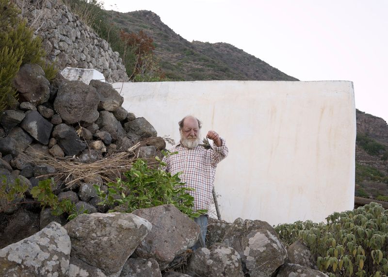 © Angela Ferrotti - Image from the Until The Sun and Moon Go Down photography project