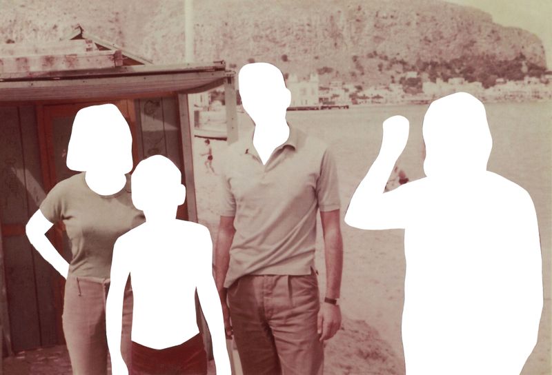 © Angela Ferrotti - Image from the Familiar photography project