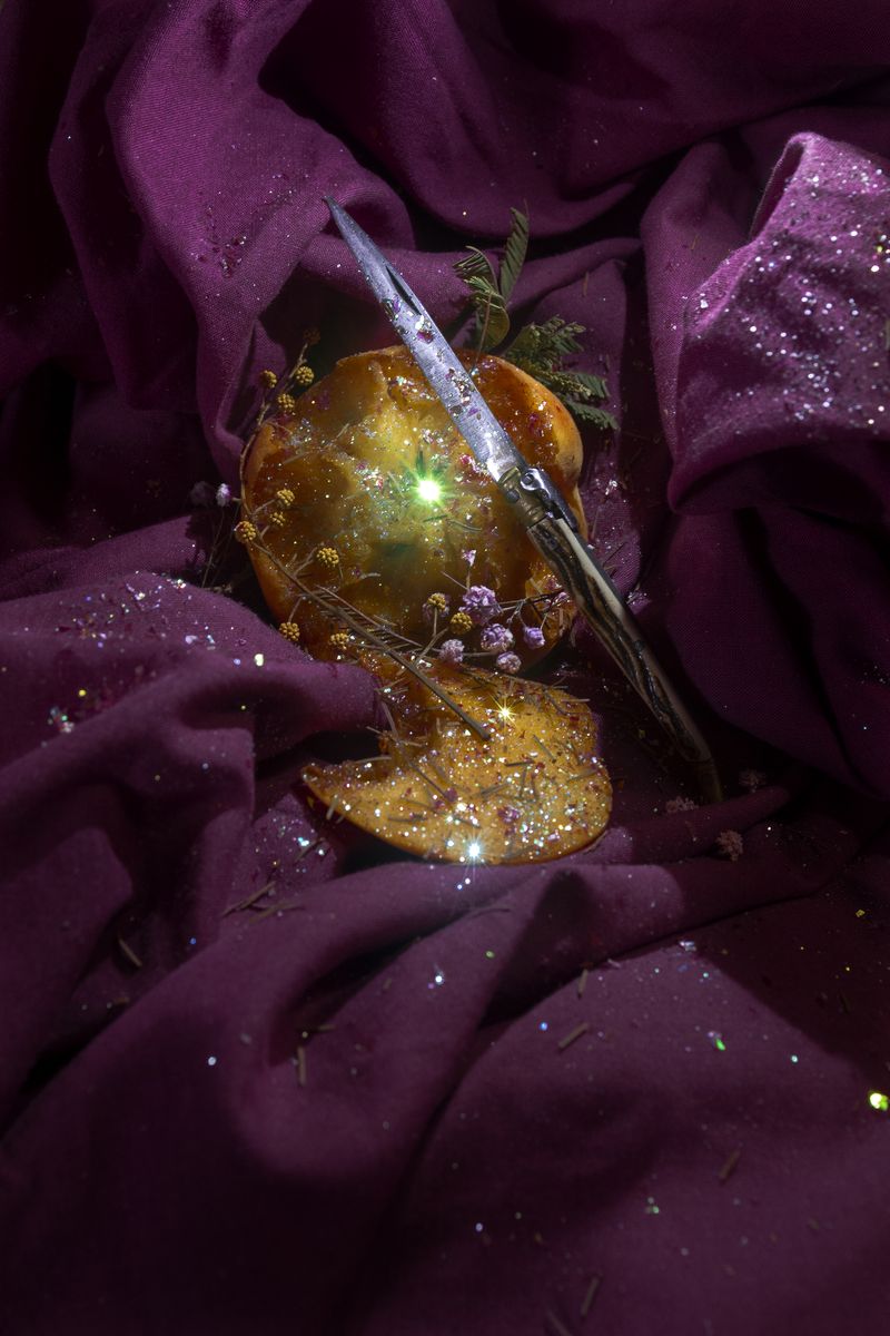 © Eva Casanueva - Image from the Intento de Brillar (Attempting to shine) photography project