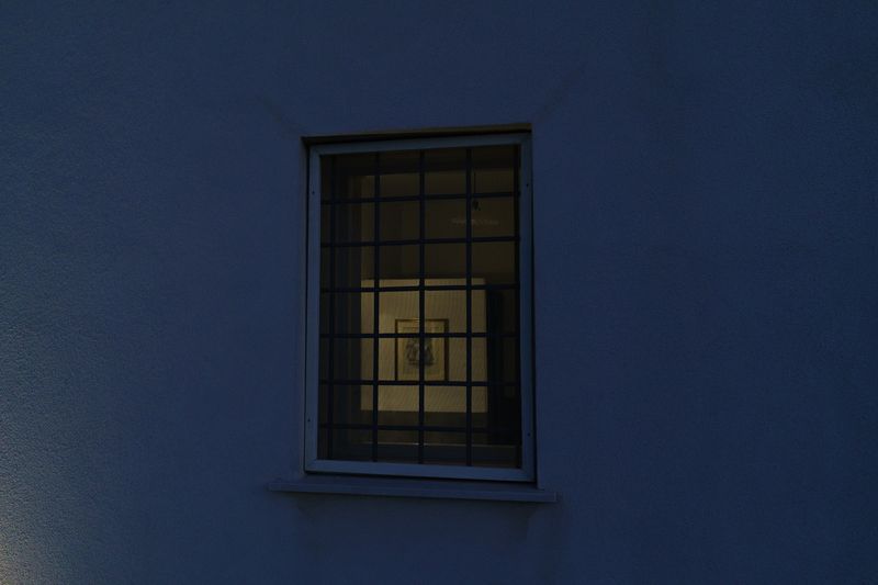 © Anna Zofia Bacik - Image from the Ciao, ciao… now the darkness will take you photography project