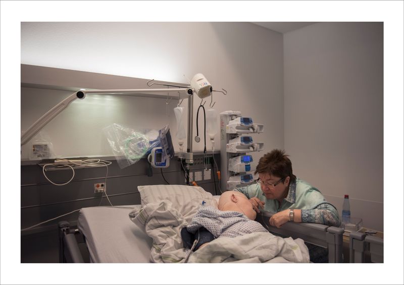 © Stefanie Silber - Image from the Eternal Nestling photography project