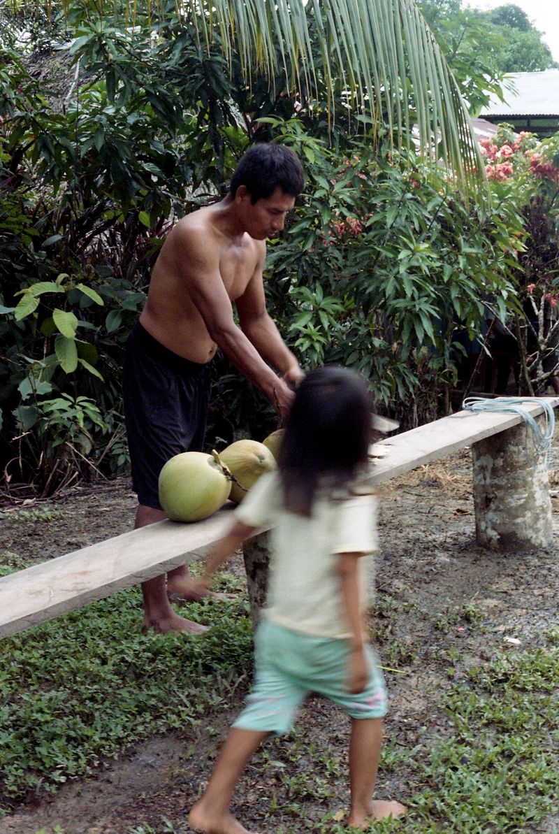 © Hannah Wong - Image from the Había Suelo Aqui Antes photography project