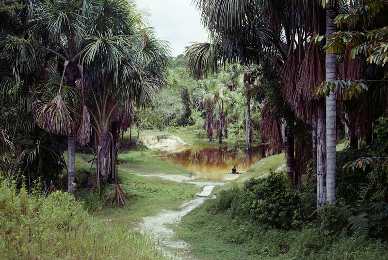 © Hannah Wong - Image from the Había Suelo Aqui Antes photography project