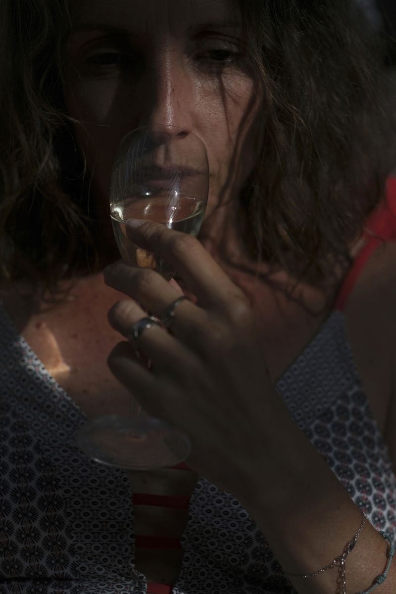 © Marjolaine VUARNESSON - Image from the Apparitions photography project