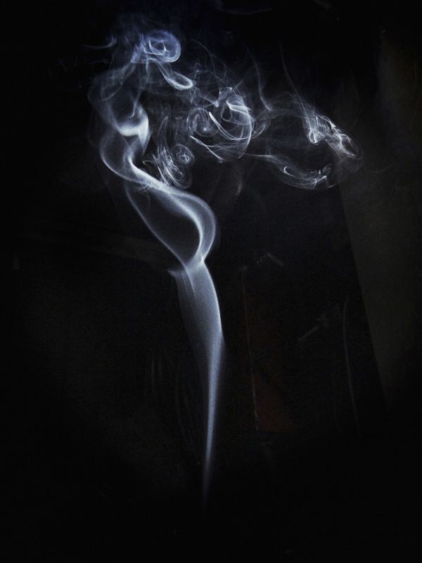 © Marjolaine VUARNESSON - Image from the Apparitions photography project