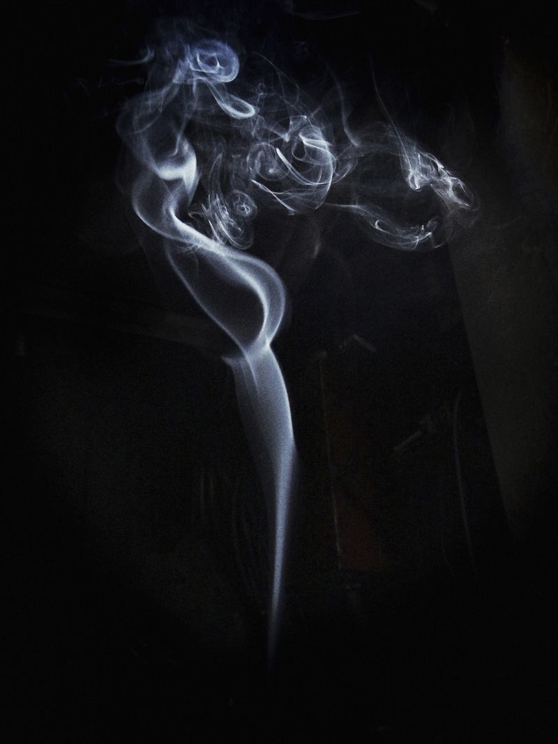© Marjolaine VUARNESSON - Image from the Apparitions photography project