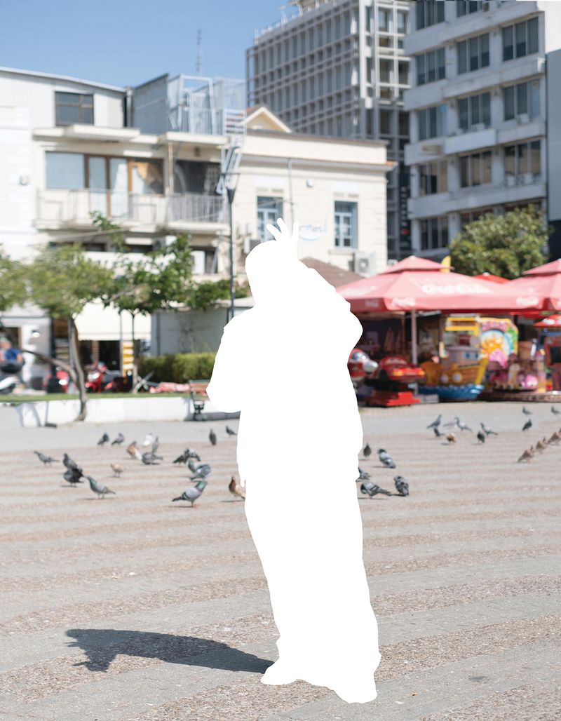 © Myrto Konstantinidou / Soti Tyrologou - Image from the What you think you know / it's just a matter of production photography project