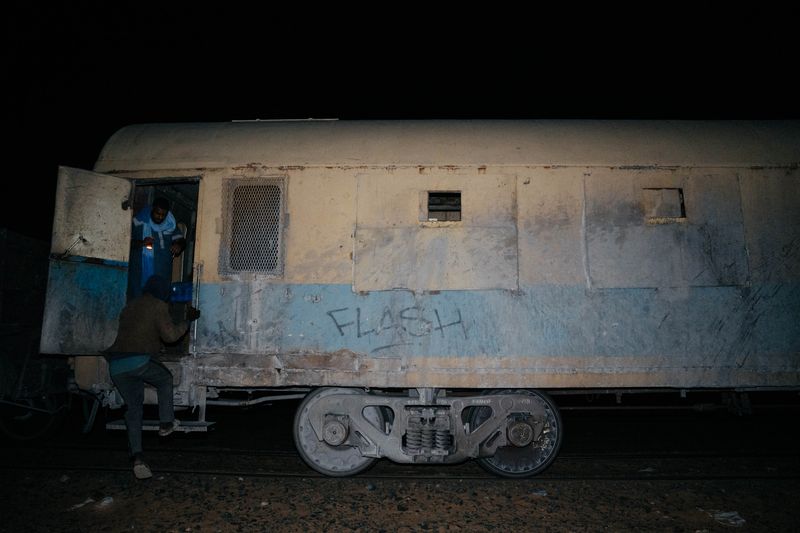 © Albert Słowiński - Image from the Sand and Iron photography project
