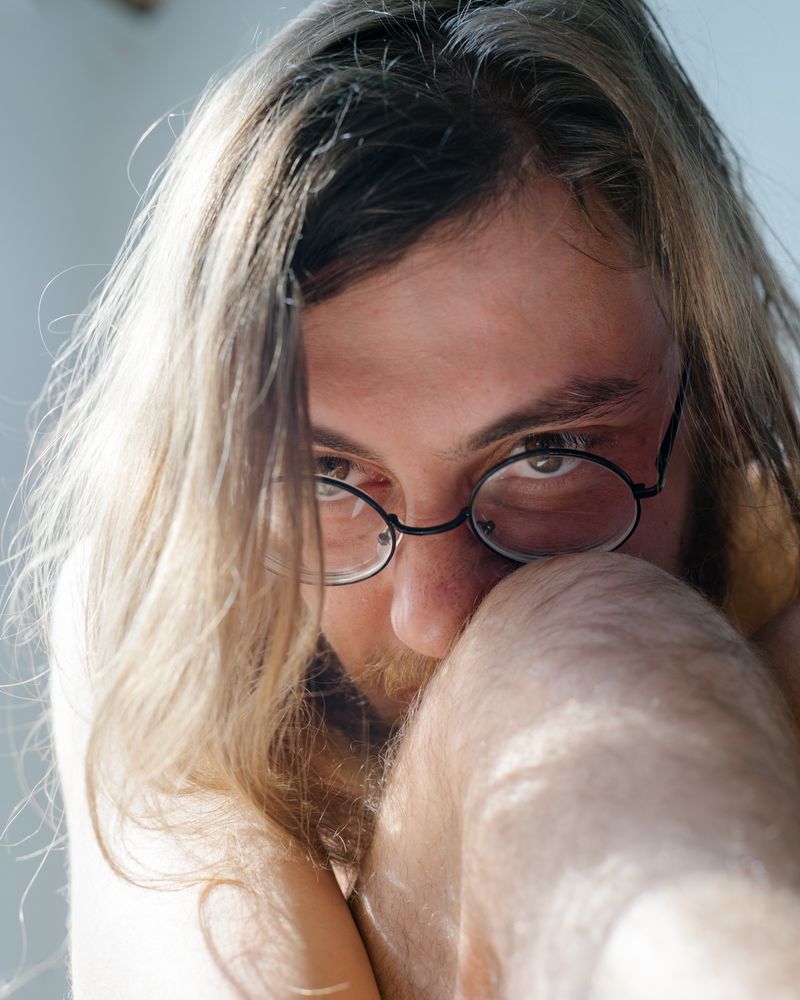 © Polina Rukavichkina - Image from the I Will Rip Your Heart Out photography project