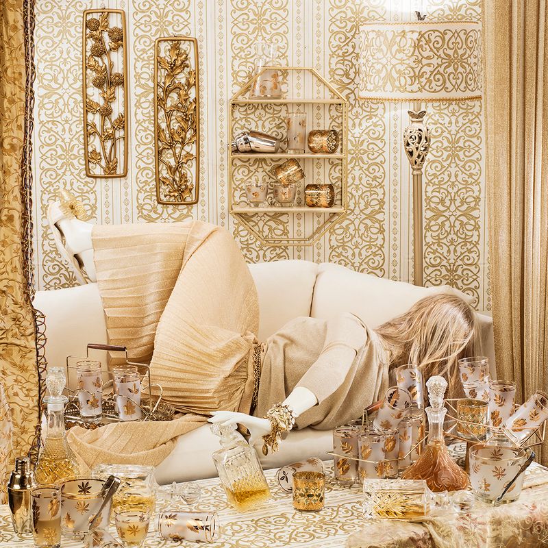 © Patty Carroll - Driven to Drink