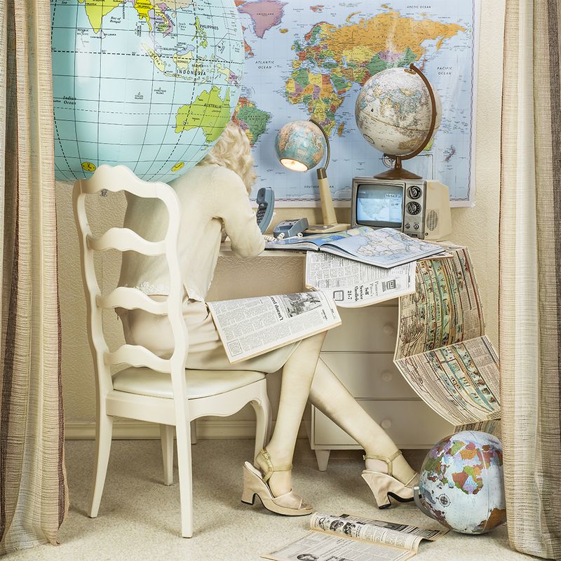 © Patty Carroll - Feeling the world on her shoulders.