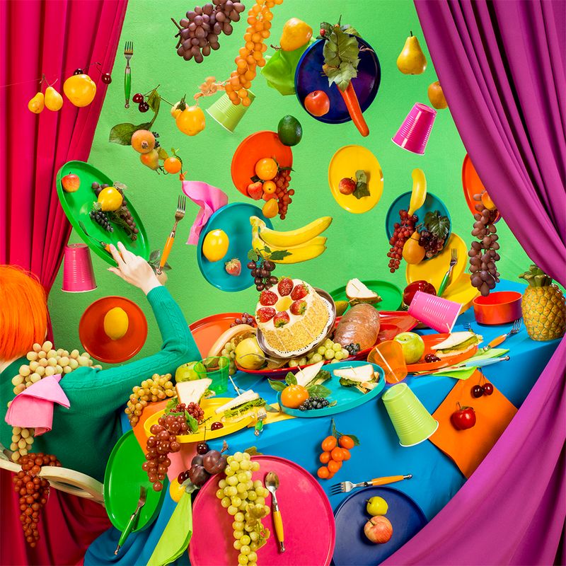 © Patty Carroll - Flying Food